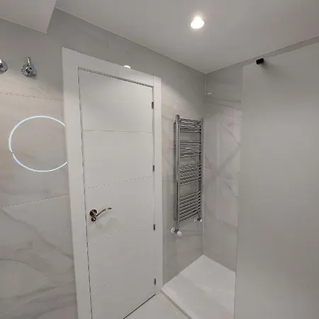 Ordono Ii Con Aire Acondicionado Y Wifi León